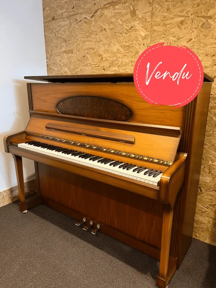 SCHIMMEL 122 Ronce de noyer piano droit occasion allemand